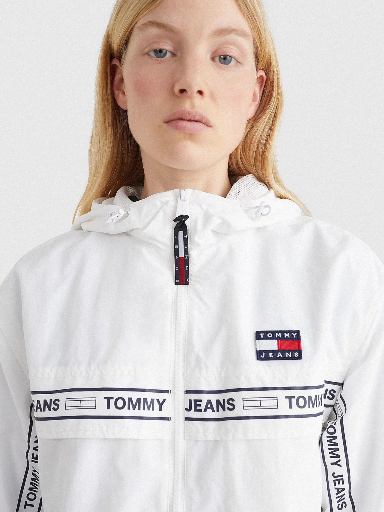 Obrázok Tommy Jeans Chicago Tape Windbreaker White EUR 36