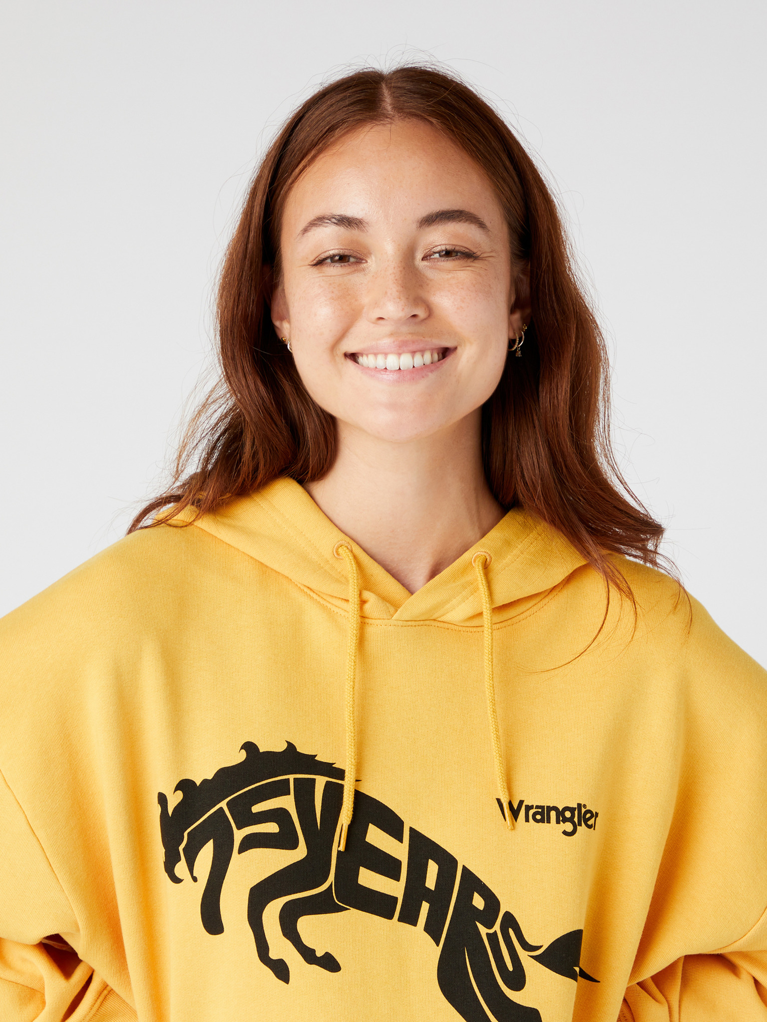 wrangler yellow sweatshirt