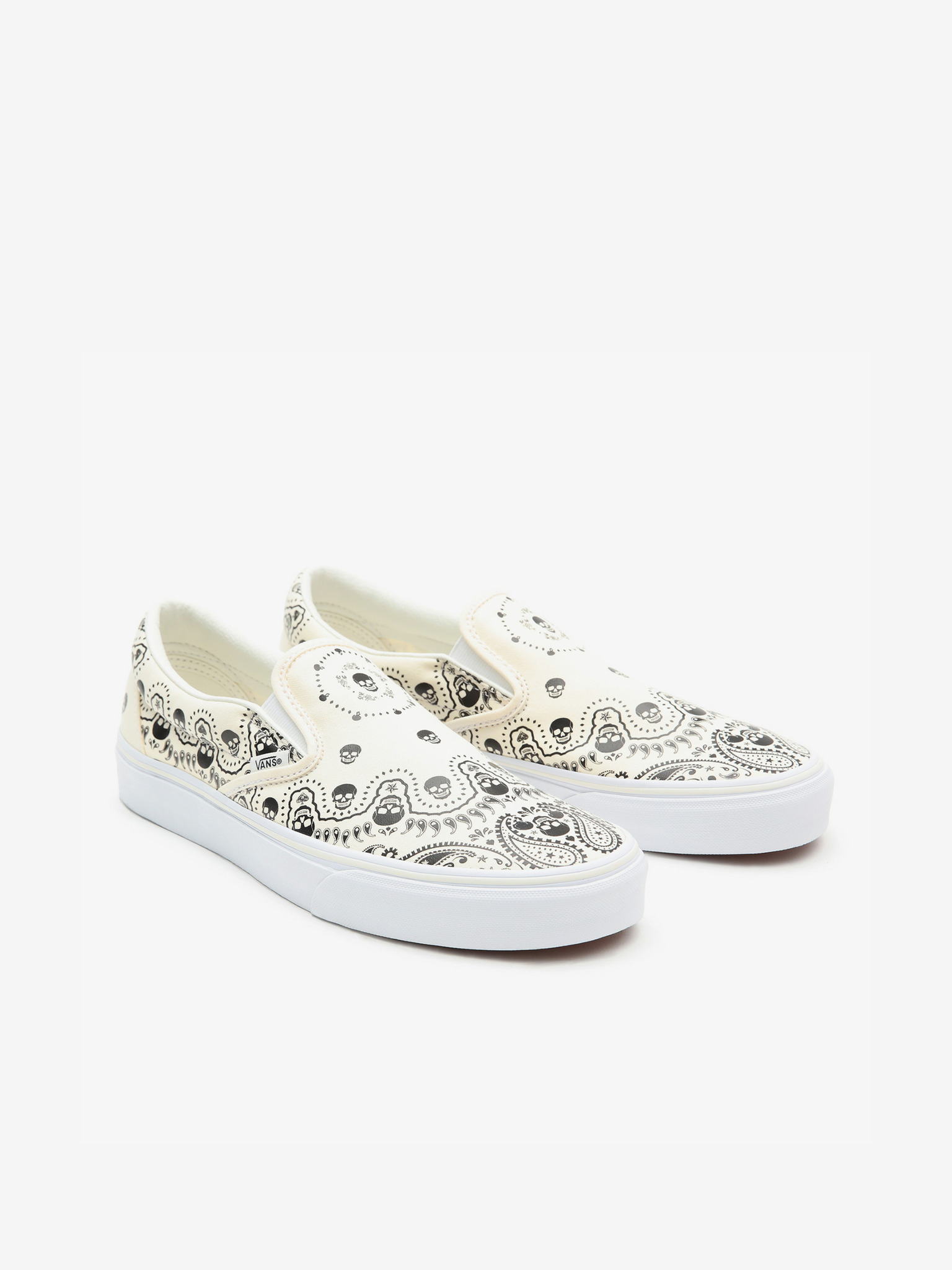 vans bandana classic slip on