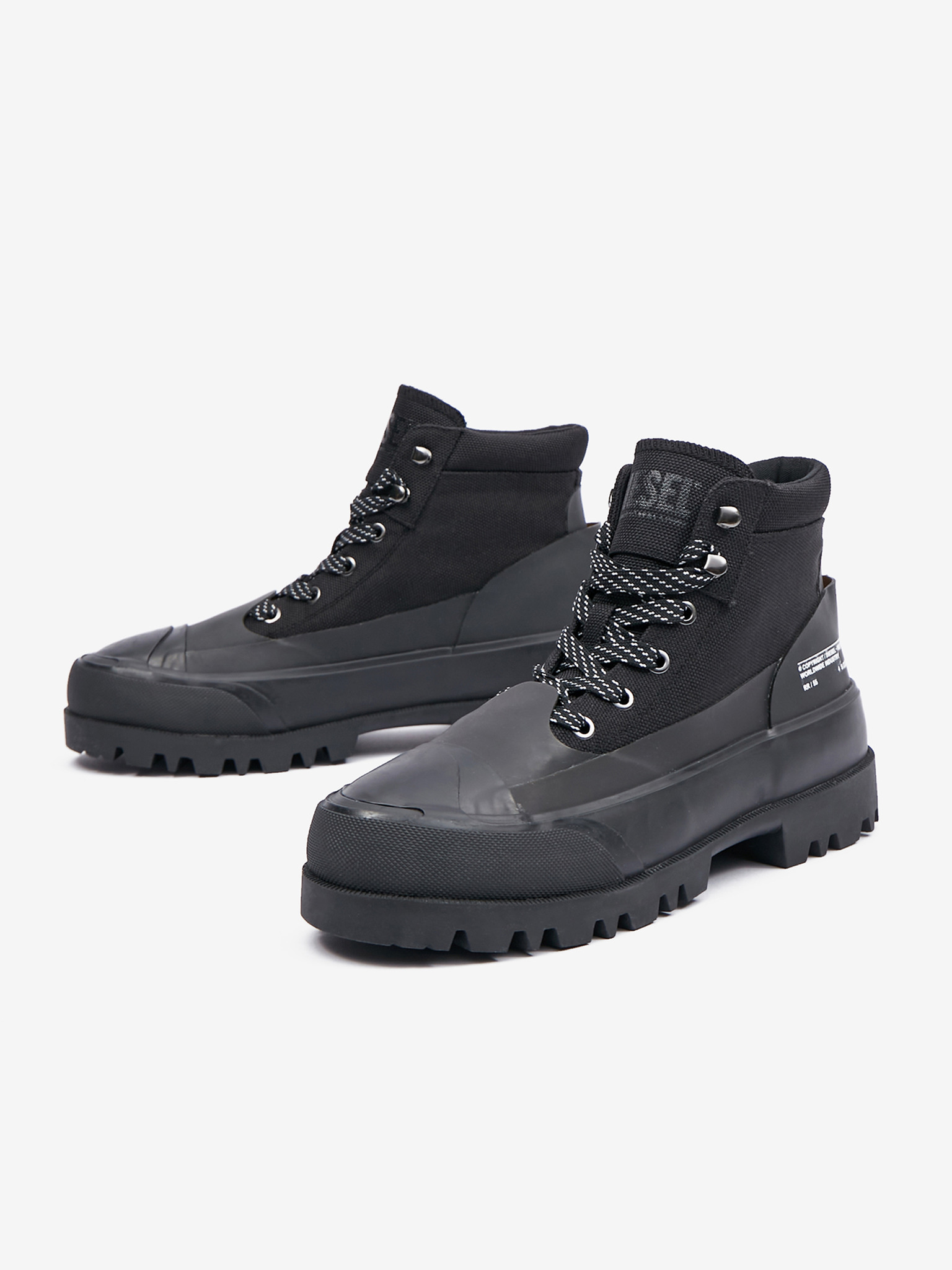 diesel hiking boots