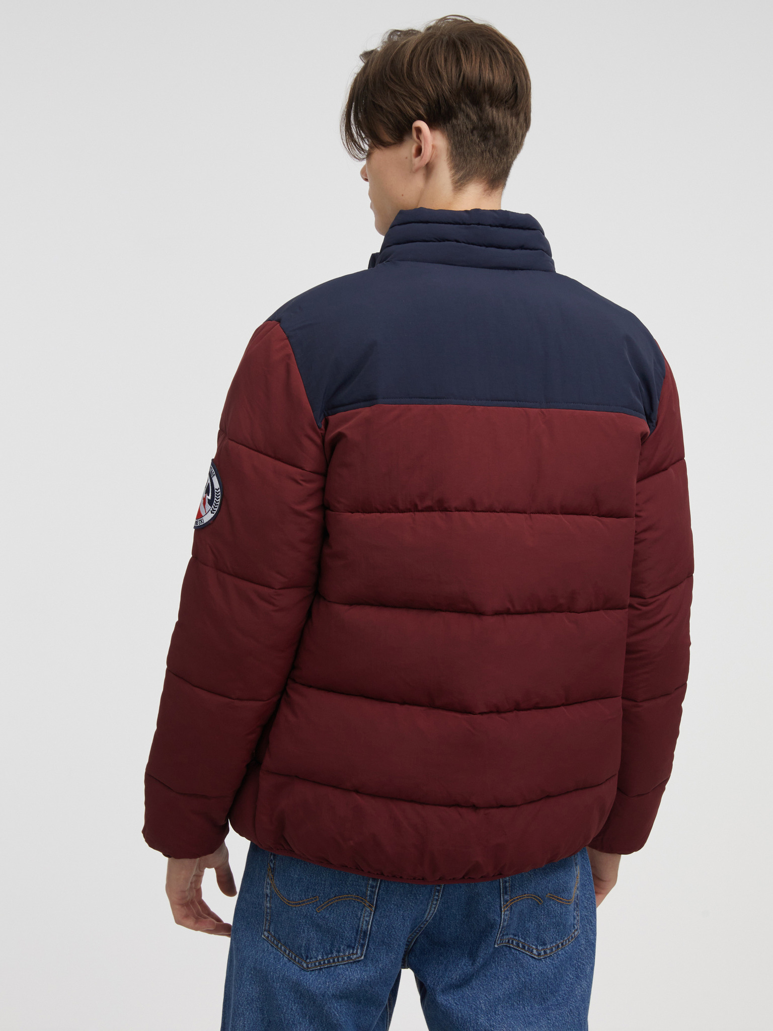 Ellesse hotsell maroon jacket