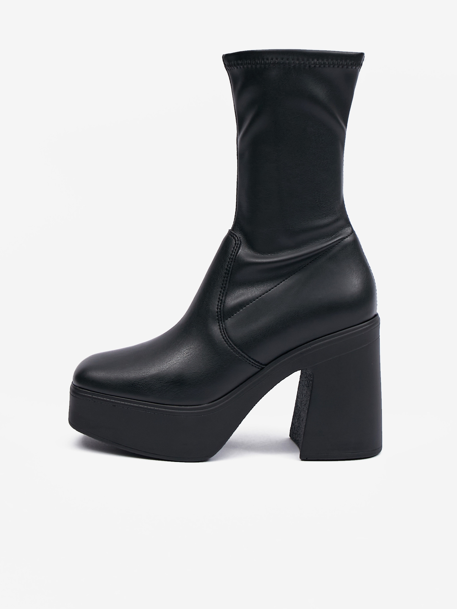 Steve madden 2025 brave bootie