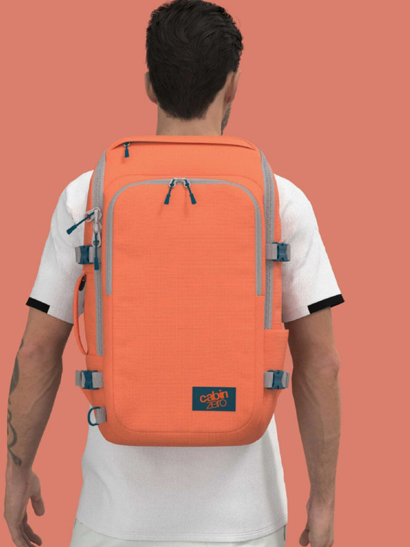 CabinZero Adv Pro 32L Moroccan Sands Backpack Naranja