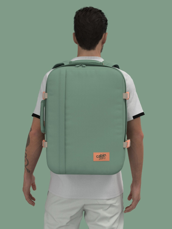 CabinZero Classic 44L Sage Forest Backpack Verde