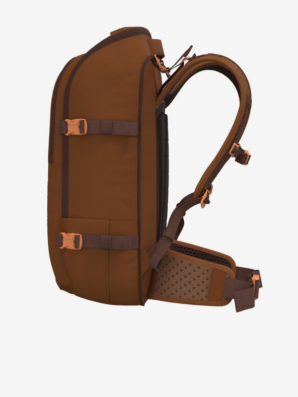 CabinZero Adv Pro 42L Saigon Coffee Backpack Marrón