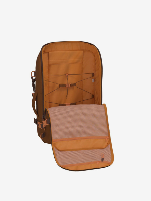 CabinZero Adv Pro 42L Saigon Coffee Backpack Marrón