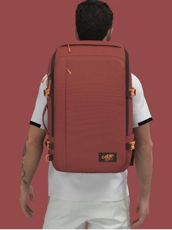 CabinZero Adv 42L Sangria Red Backpack Rojo