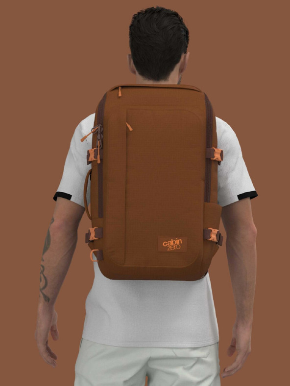 CabinZero Adv 32L Saigon Coffee Backpack Marrón