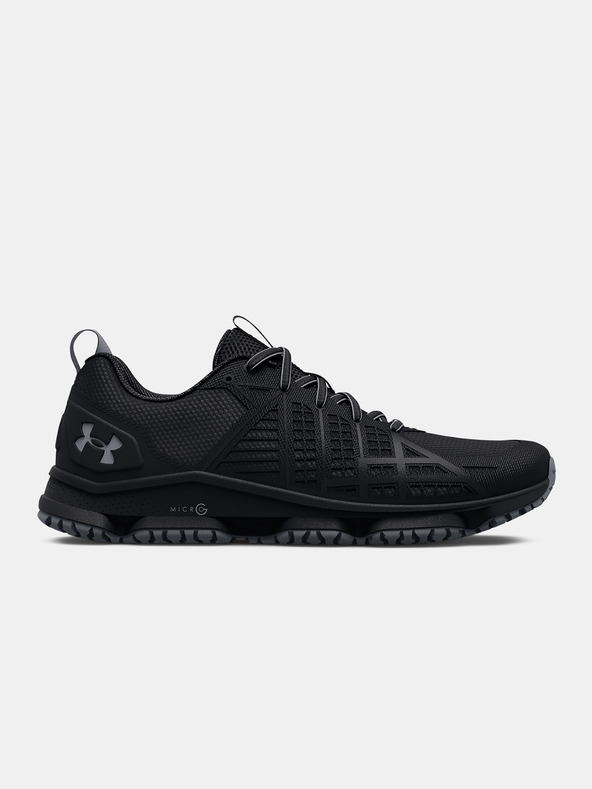 Under Armour UA W MG Strikefast Tenisky Černá