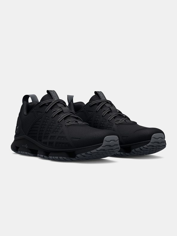 Under Armour UA W MG Strikefast Tenisky Černá