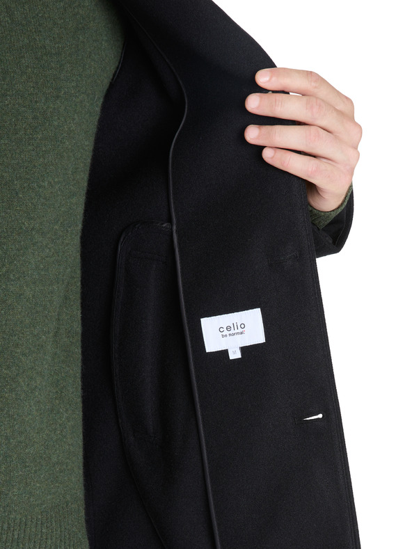 Celio Jubiais Coat Negro