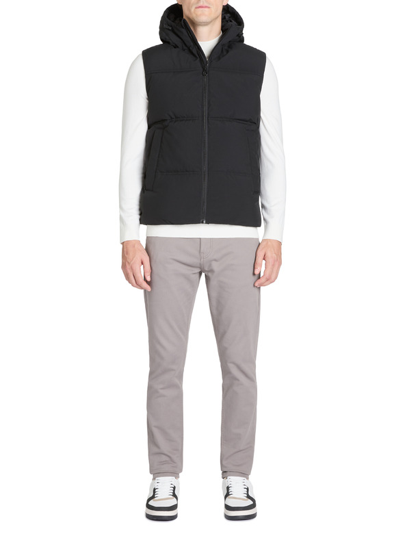 Celio Jubianco Vest Negro