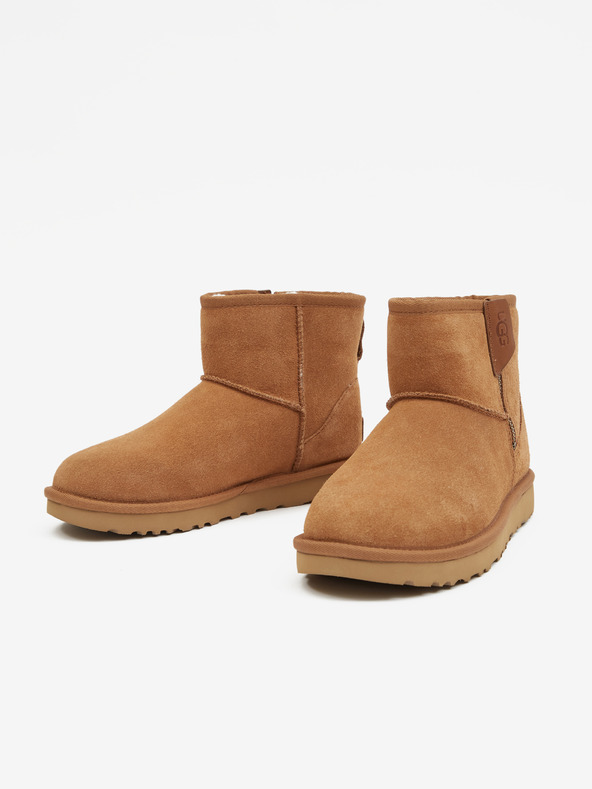 UGG Classic Mini Bailey Zip Sněhule Hnědá