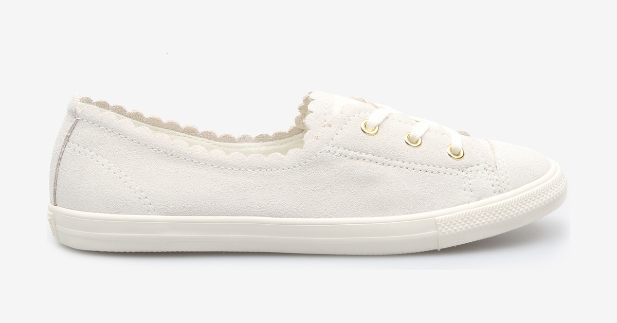 chuck taylor frilly scallop