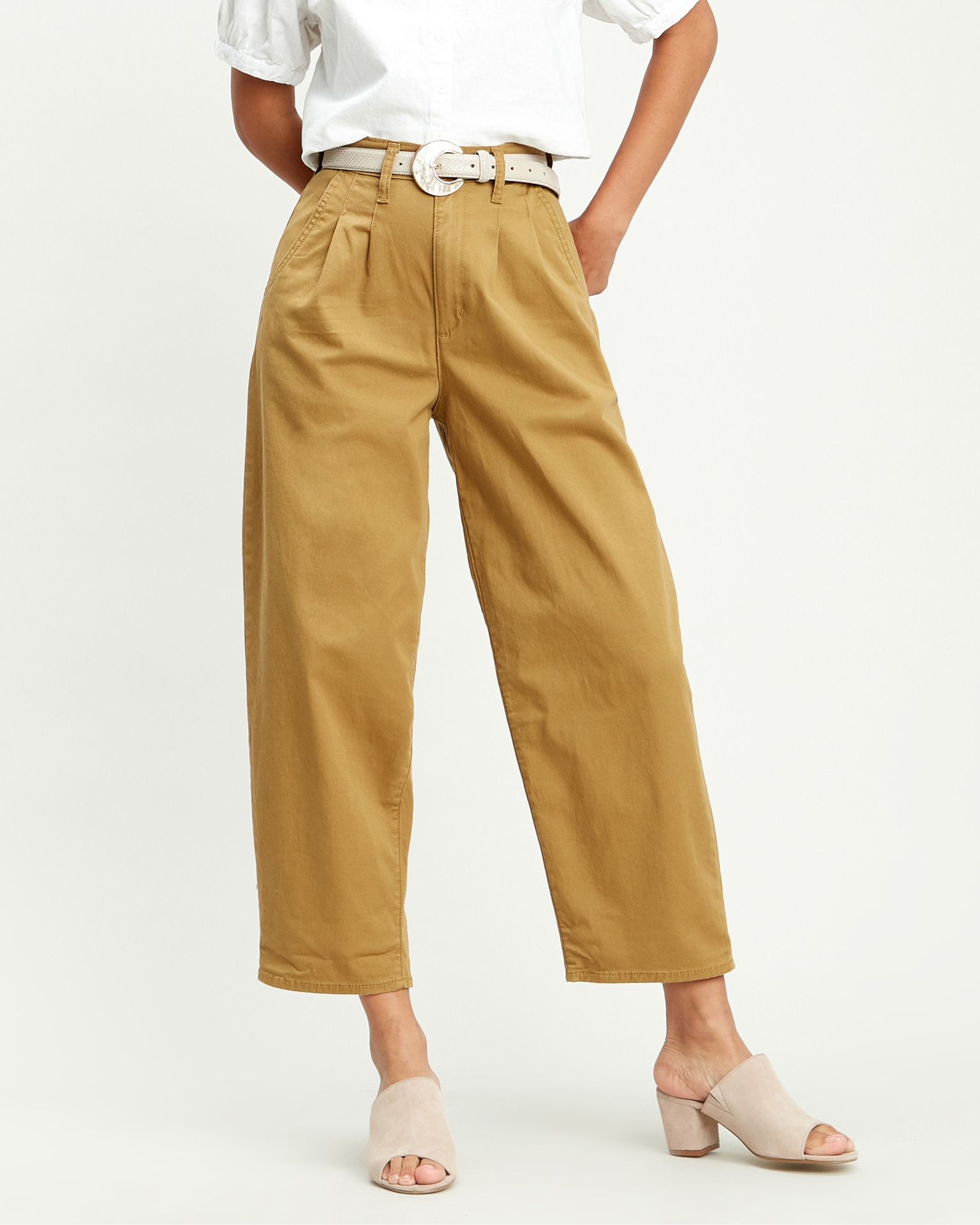 levis pleated trousers